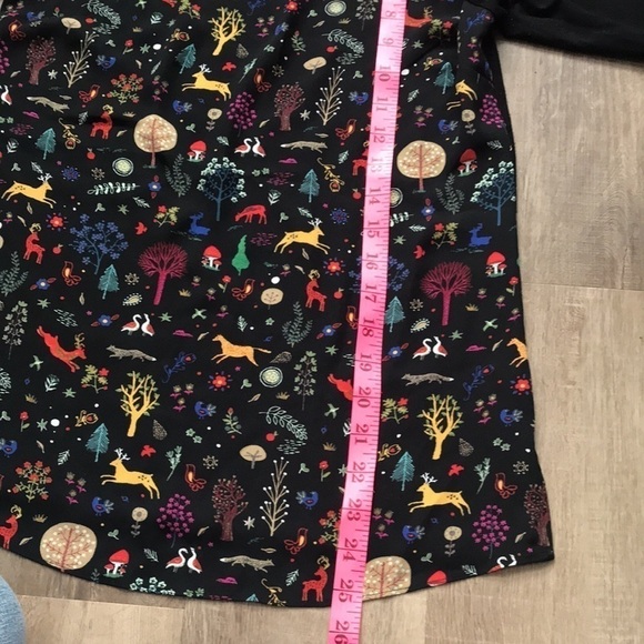 RW&CO. Ladies blouse woodland theme pattern xxs - Picture 6 of 7